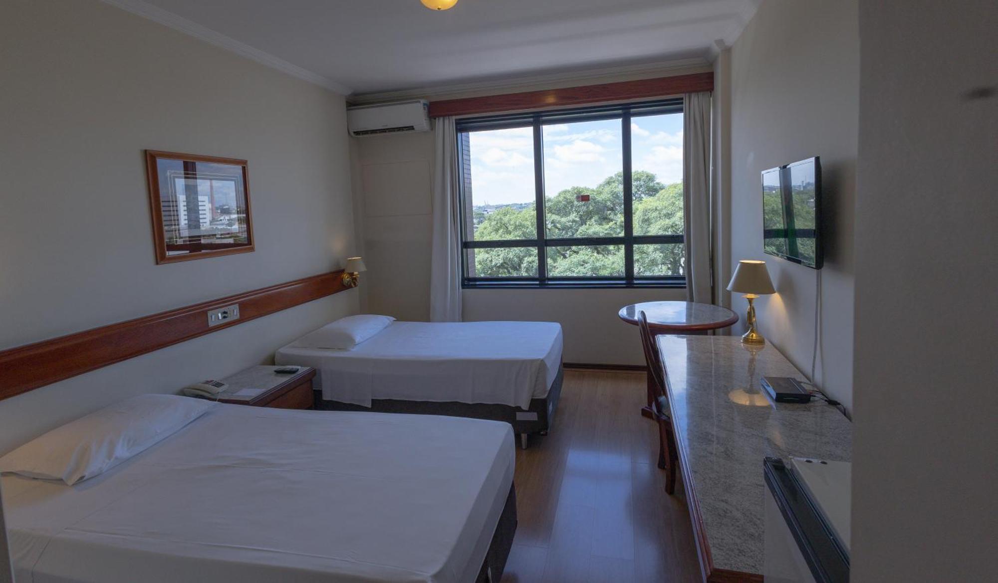 Lizon Curitiba Hotel Εξωτερικό φωτογραφία